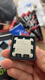 AMD Ryzen 7 7800X3D İşlemci.JPG